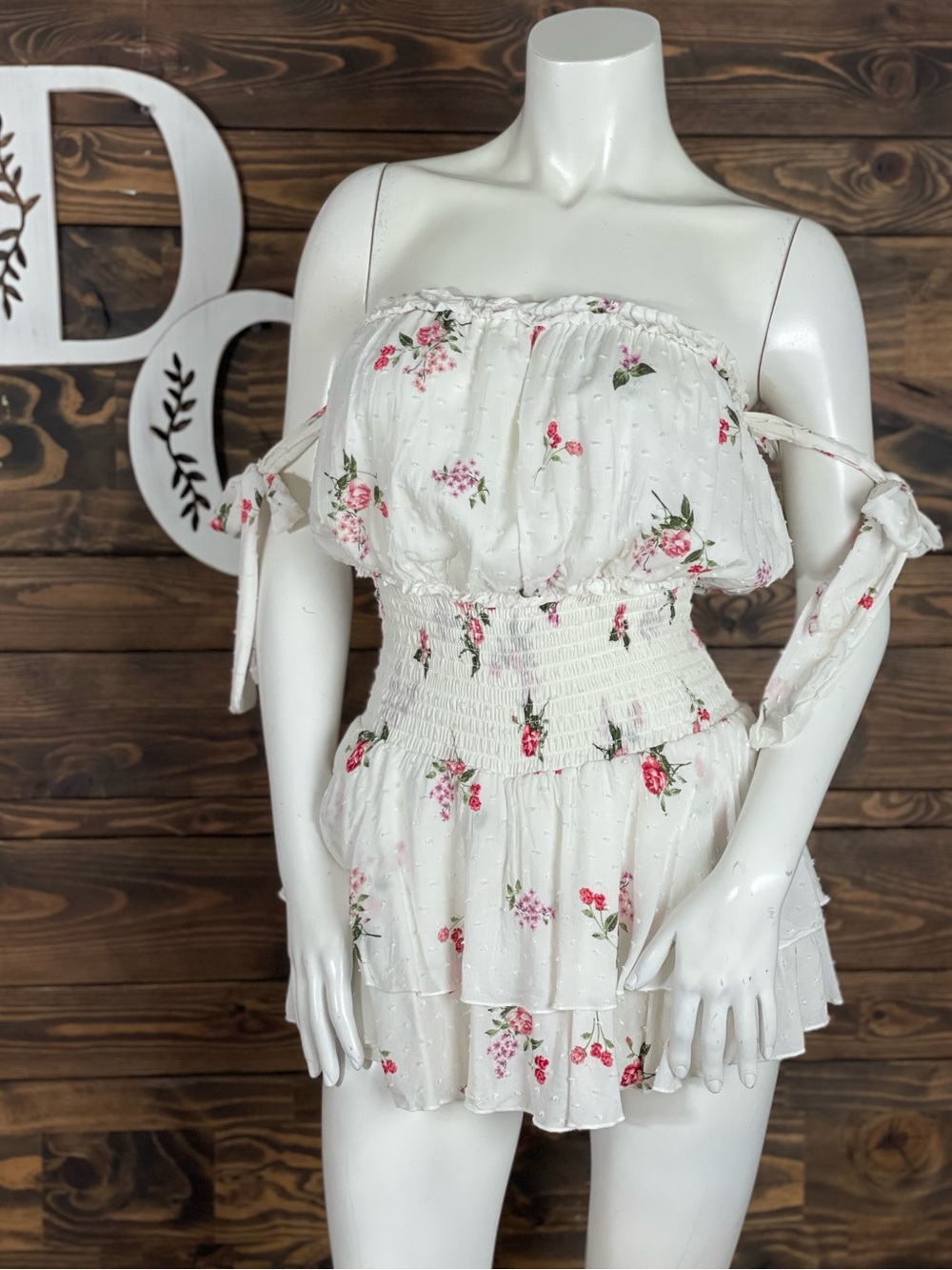 Forever 21 White Swissdot Strapless Floral Smocked Mini Romper Skort Dress Roses